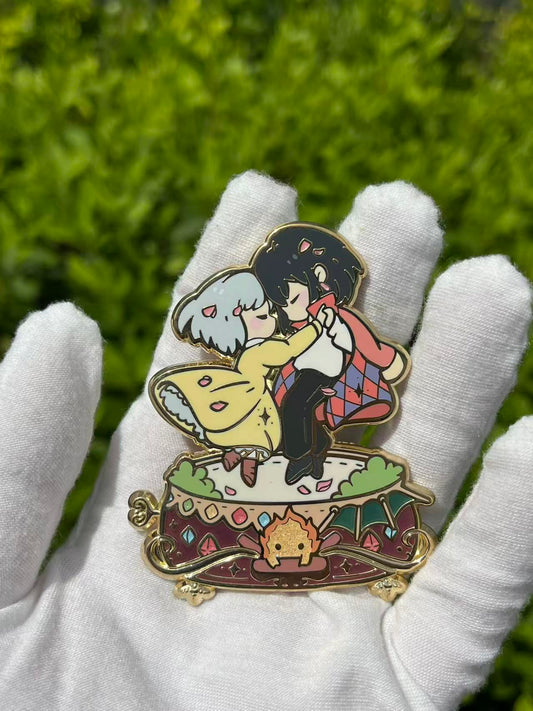 HOWLS MOVING CASTLE MUSIC BOX ENAMEL PIN